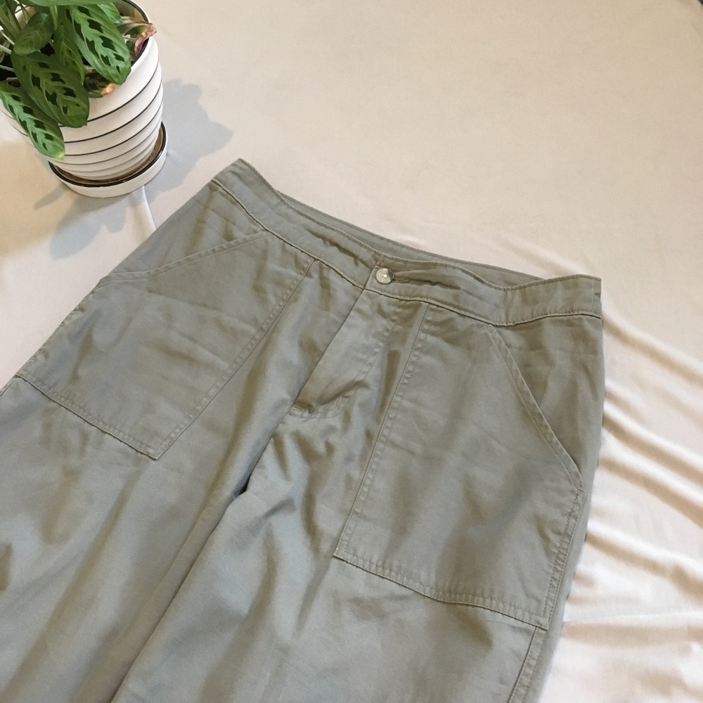 Woolrich Women's Gray Capris